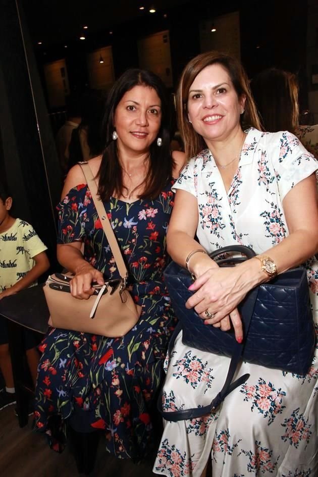 Mercedes Anastas de Maiz y Gaby Sada de Clariond