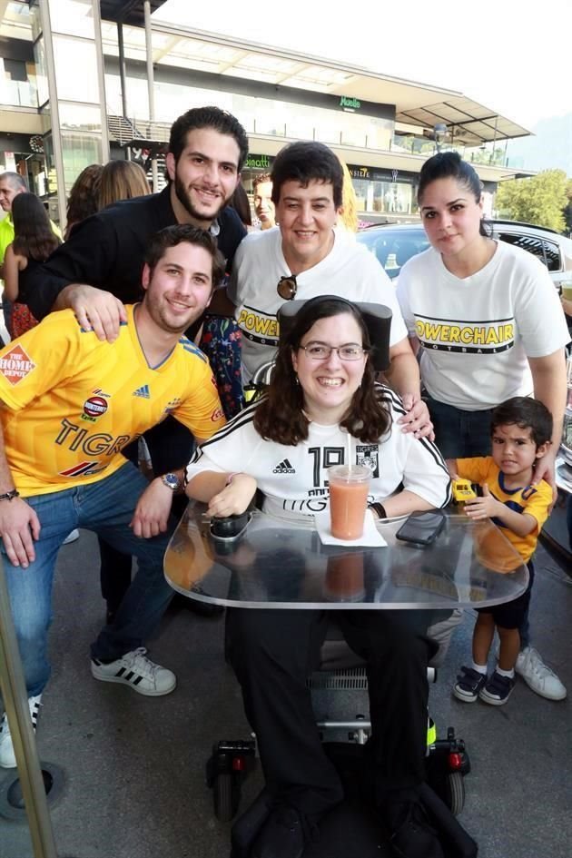 Arturo García, Jorge Handal, María Antonieta Resendez, Mayra Ondarza, Marisol Sampayo y Adrian Pérez