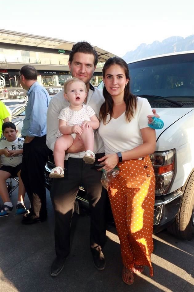 Rafael Petrochi, Melina Petrochi y Melina Andres de Petrochi