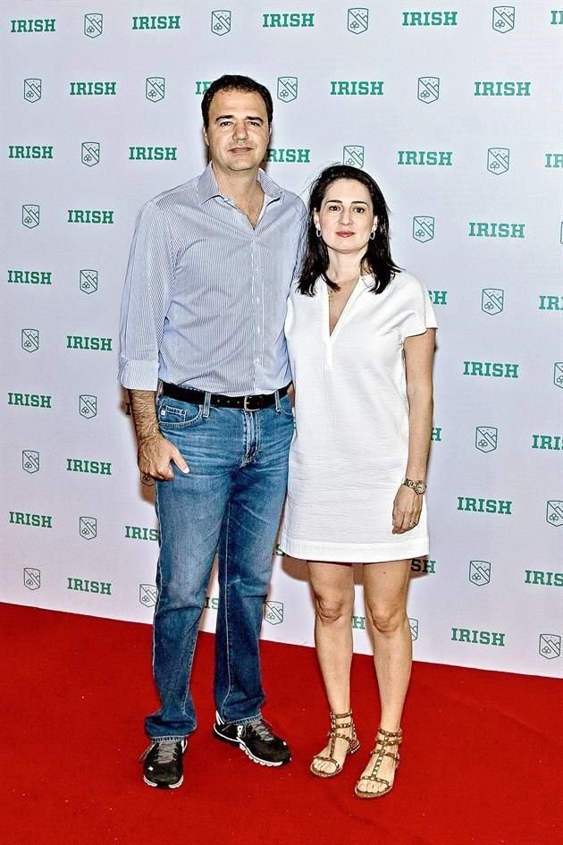 Carlos Álvarez y Cecilia Canales de Álvarez