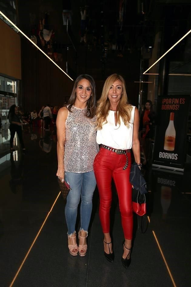 Mónica Orozco y Aby Enríquez<br><br>(CUMBRES)