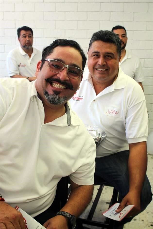 Alejandro Cardona y Juan Contreras