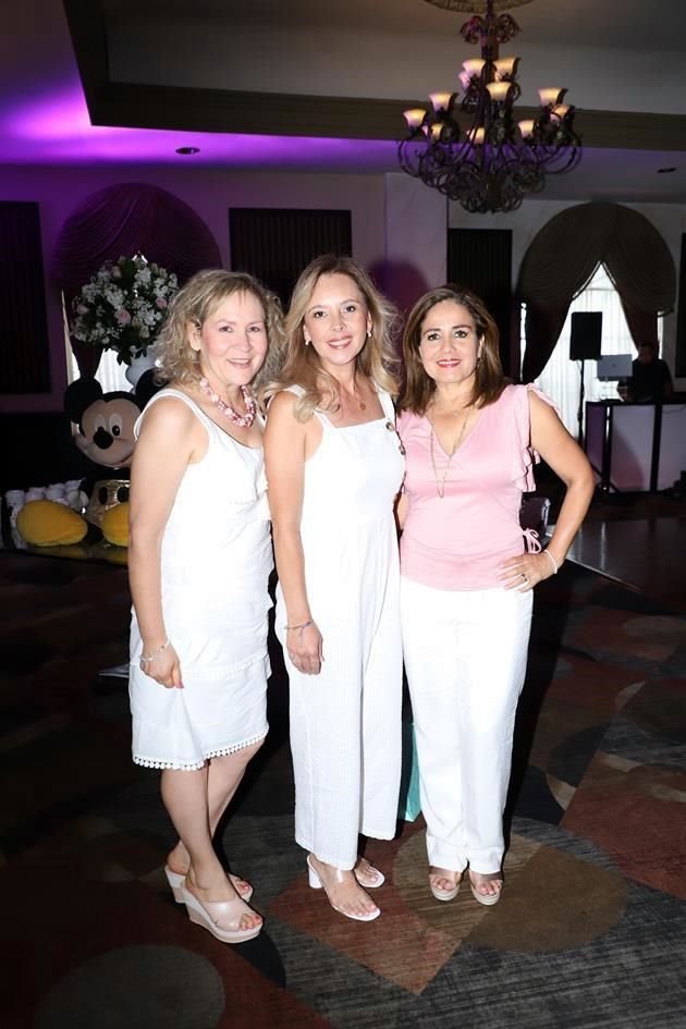 Mónica Gutiérrez de Martínez, Maru Ruiz de Ortegón y Lupita Alonso de Cantú