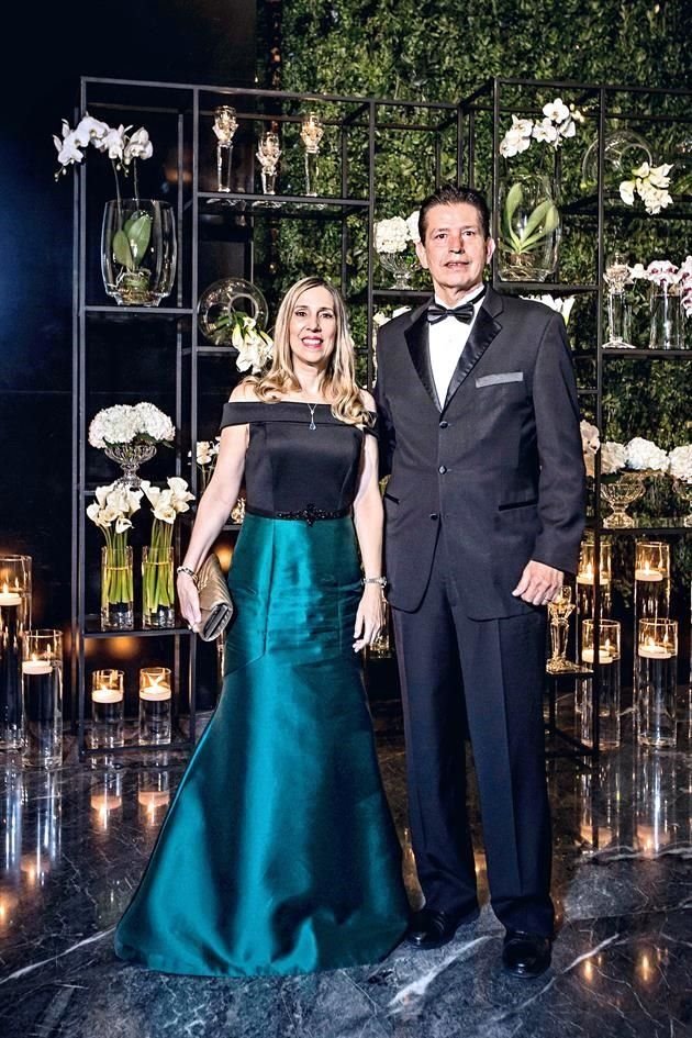 Elsa Gutiérrez de Villarreal y Rafael Villarreal