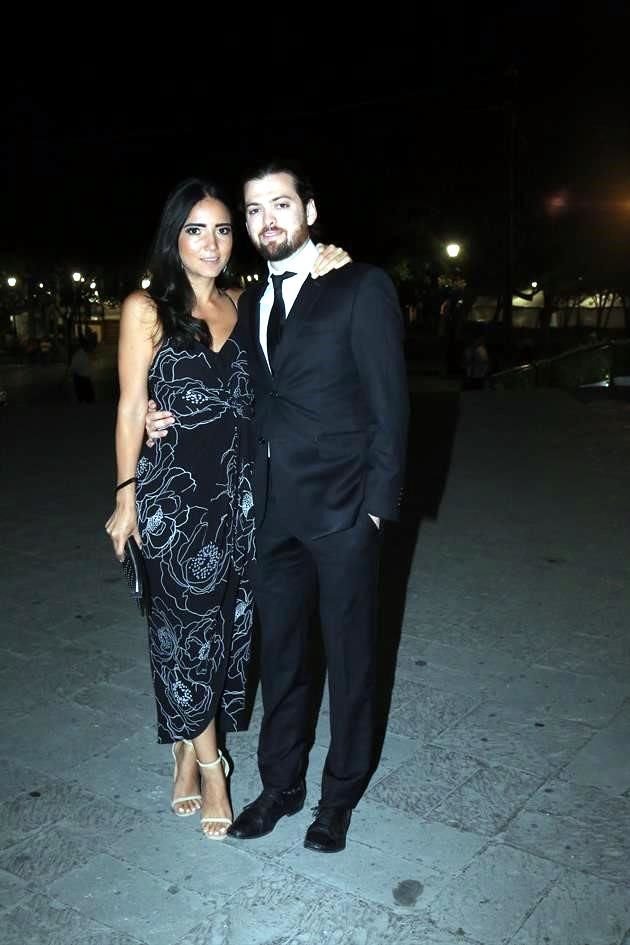 David Navarro y Adriana Méndez