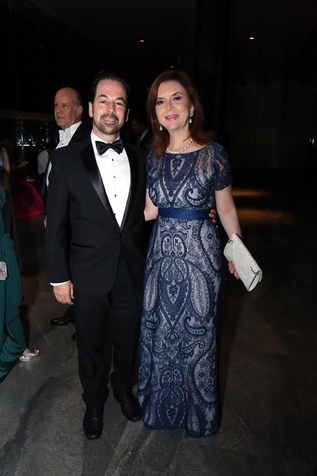 Rafael Garza y Bertha de Garza