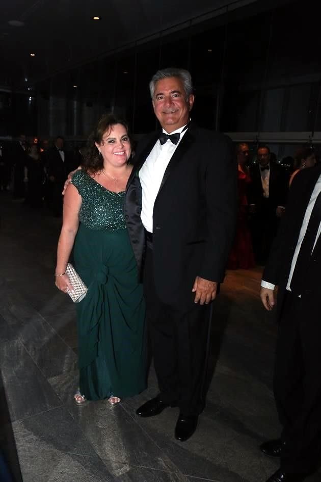 Elías Saide y Luly Herrera