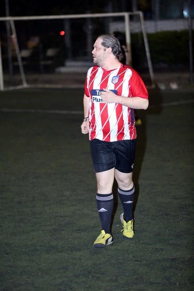 Carlos García, de Mal Saque