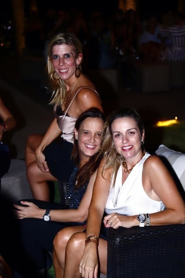 Regina Garza de Jaime, Ale Elizondo y Lissa Cagnasso de Elizondo