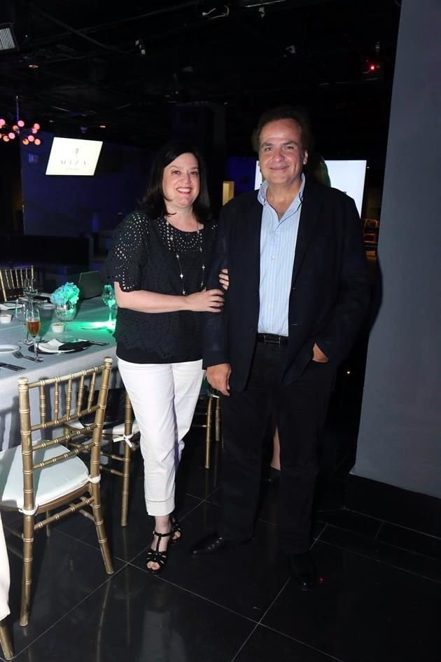 Genoveva Chapa de Zubieta y Landa y Jorge Zubieta y Landa