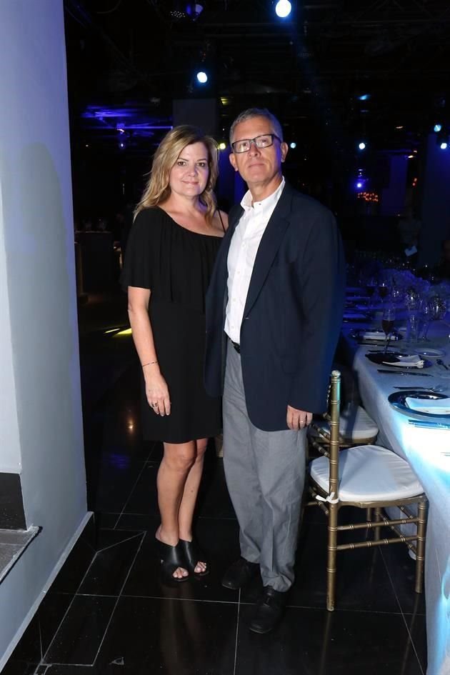 Bárbara Fiehn de Junco y Manuel Junco