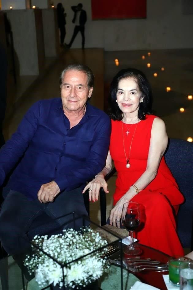 Ricardo Valdez y Carmen Consuelo Valdez