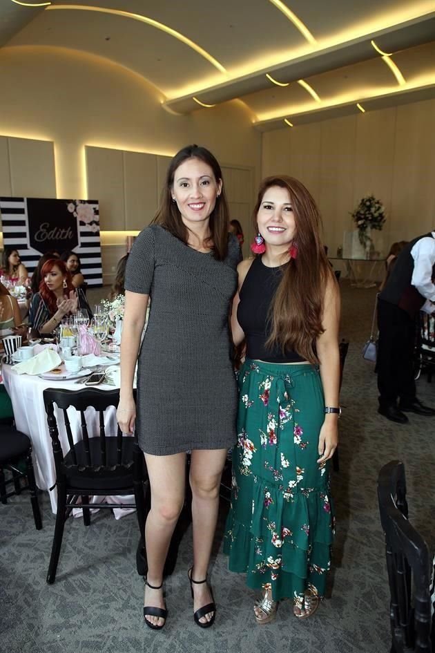 Liz Muñoz y Diana Ávalos