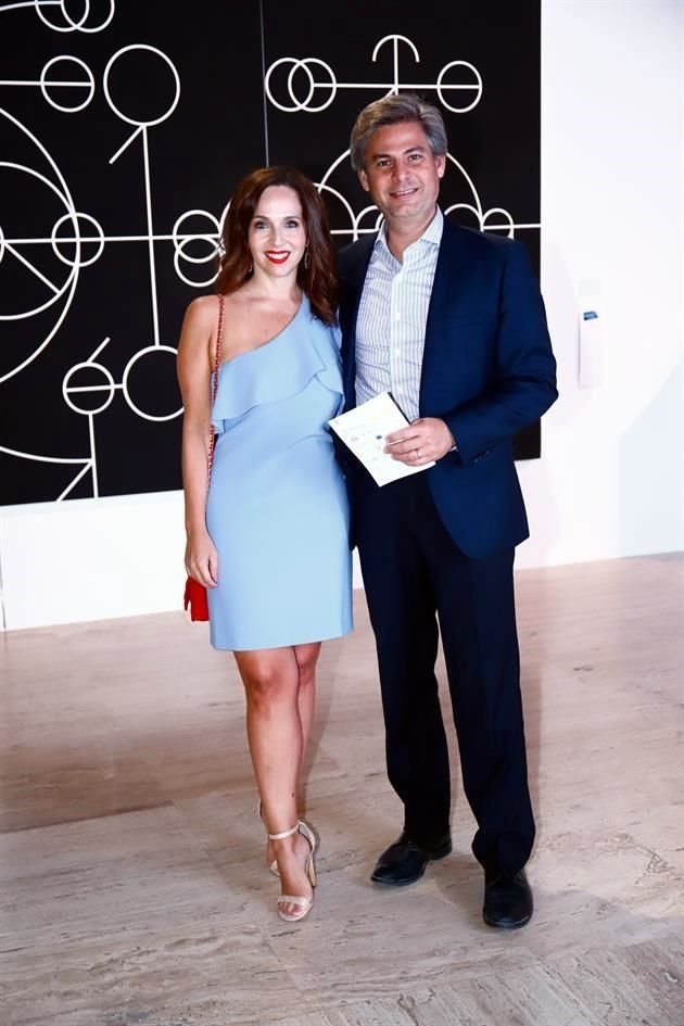 Gaby Elizondo de García Iza y Federico García Iza