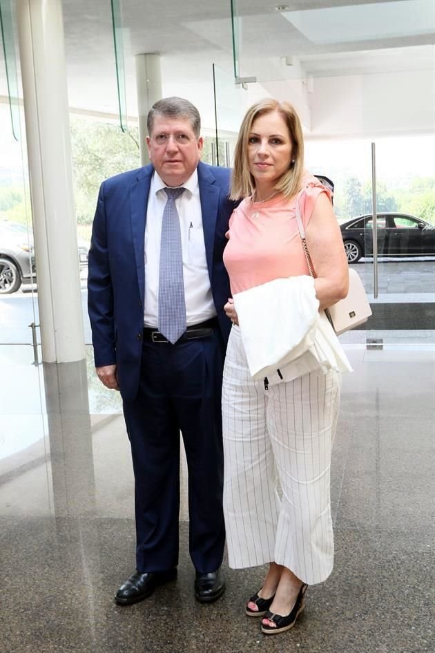 Andrés Chapa y Cecilia de la Garza de Chapa