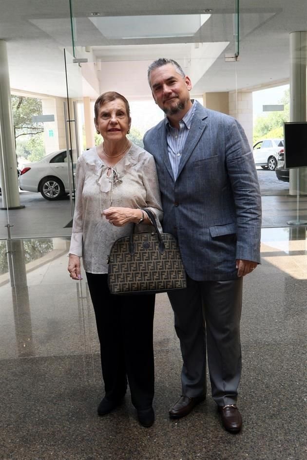 Ema Martínez y Alfonso Guajardo