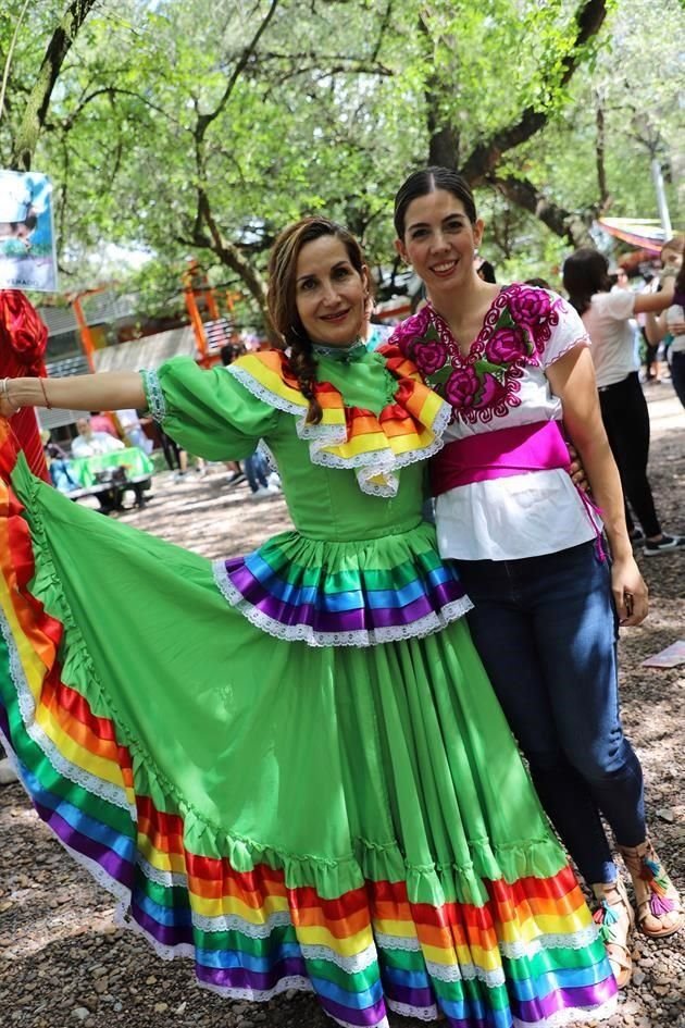 Nora González y Alma de Padilla