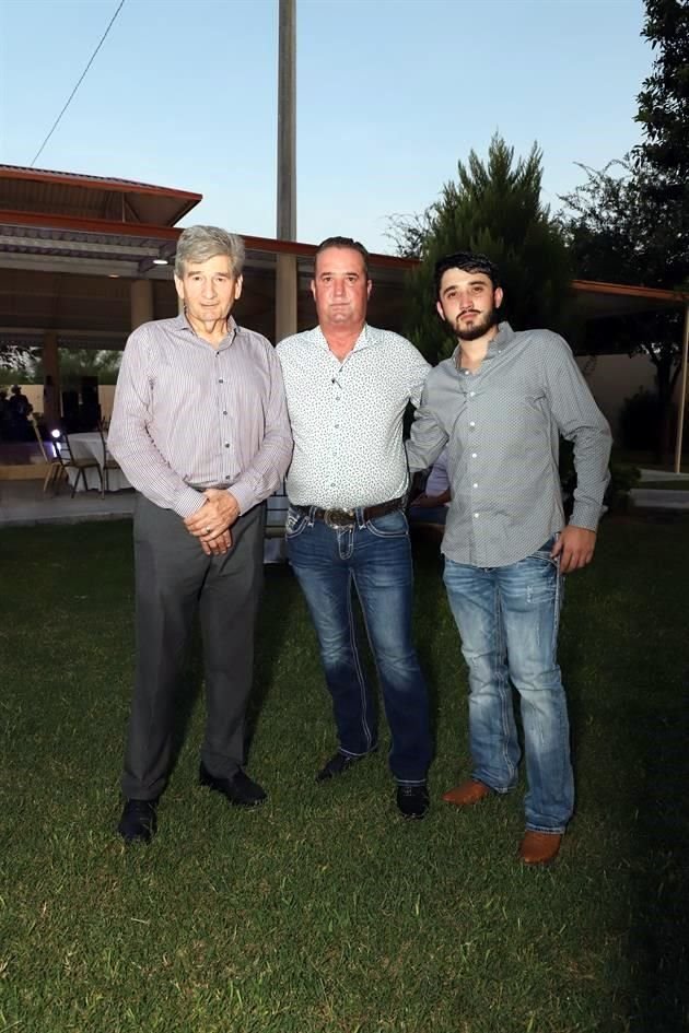Chano Villarreal Villarreal, Alejandro Villarreal Ayala y Alejandro Villarreal López