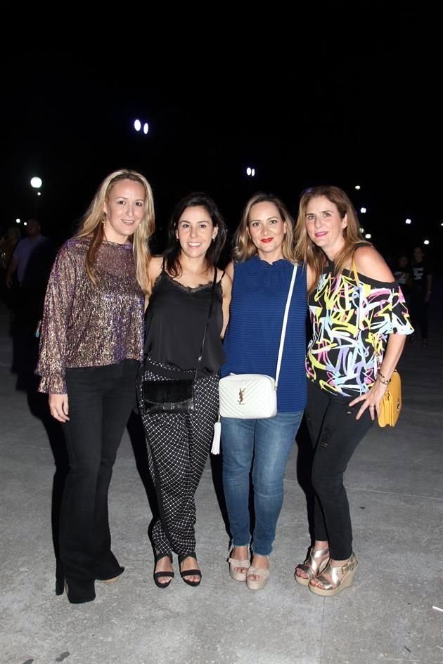Sara Castillo, Ada Salazar, Dámaris Martínez y Nena Ayala