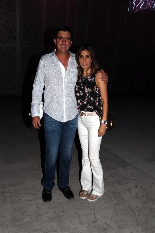 Eduardo Ramos y Gabriela Guerra de Ramos