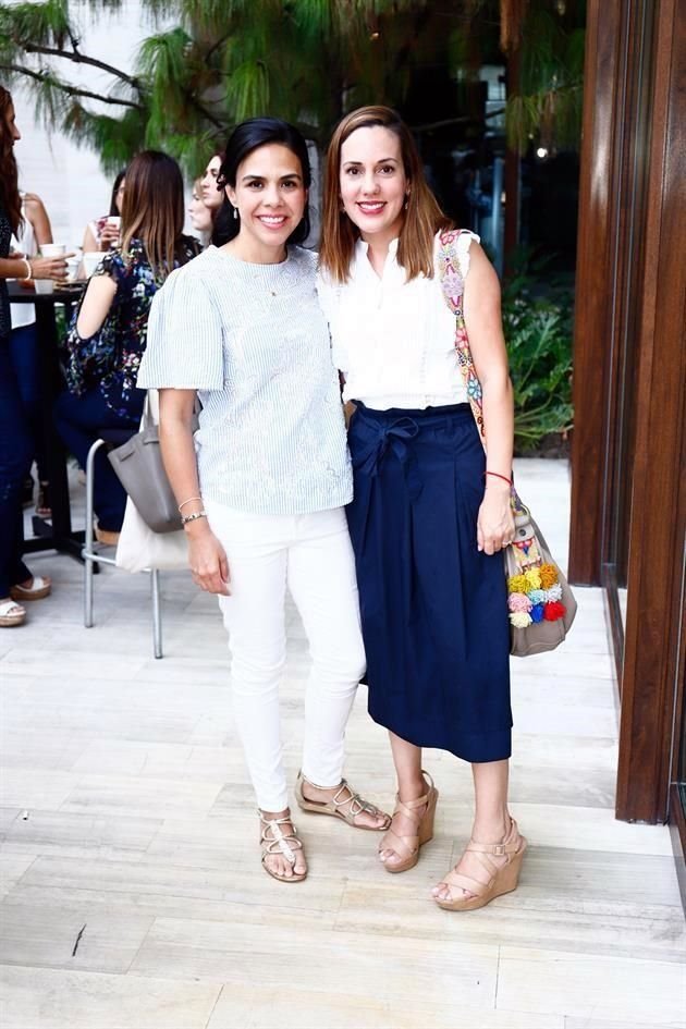 Mayela Cervantes y Martha Reynoso