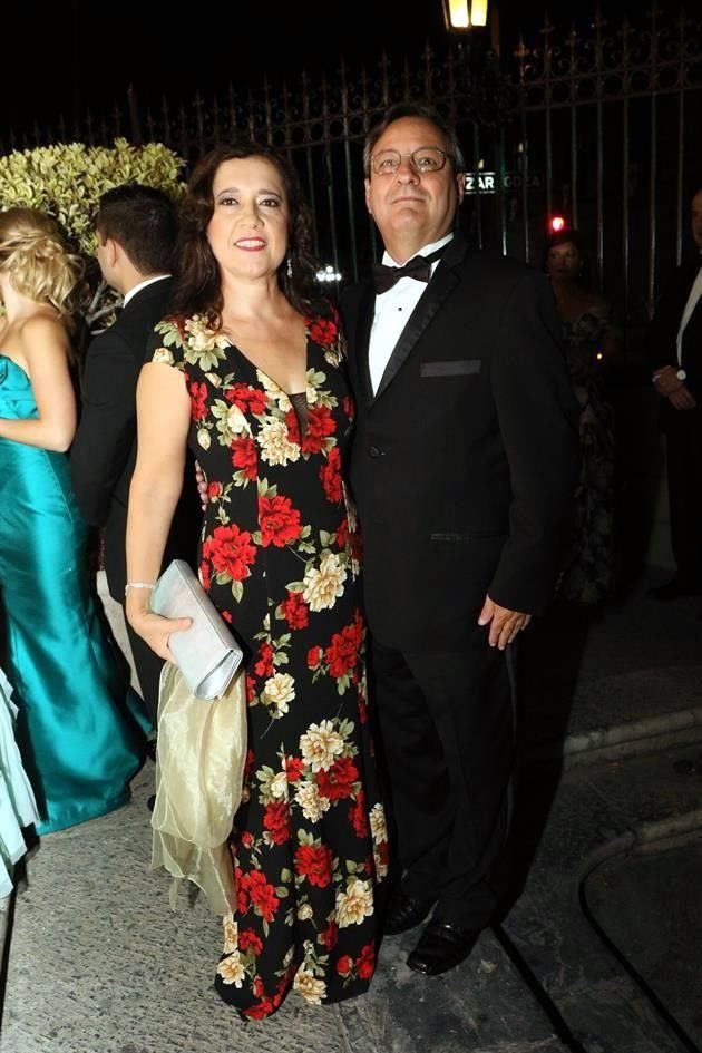 Chiquis de Pálau y Roberto Pálau