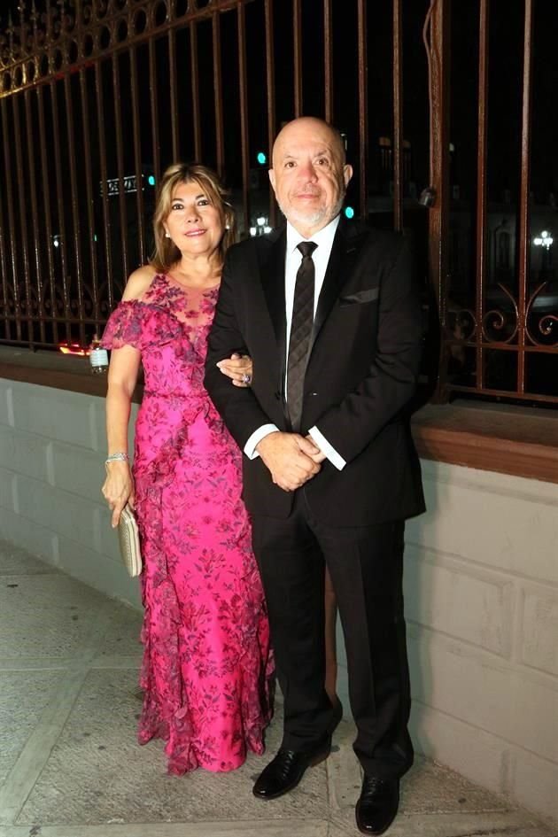 Eugenia Peña de Solís y Gustavo Solís