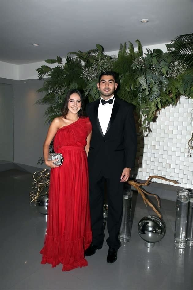 Mirthala Álvarez y Francisco Salazar