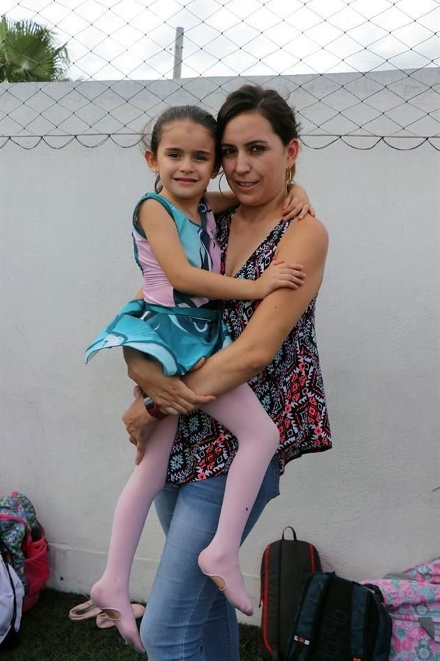 Claudia Silva y Ana Claudia Castellanos Silva