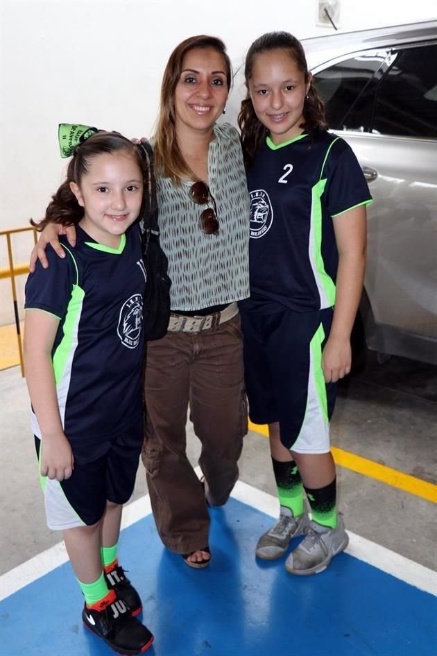 Natalia Tamez, Melissa Cantú y Vanessa Tamez