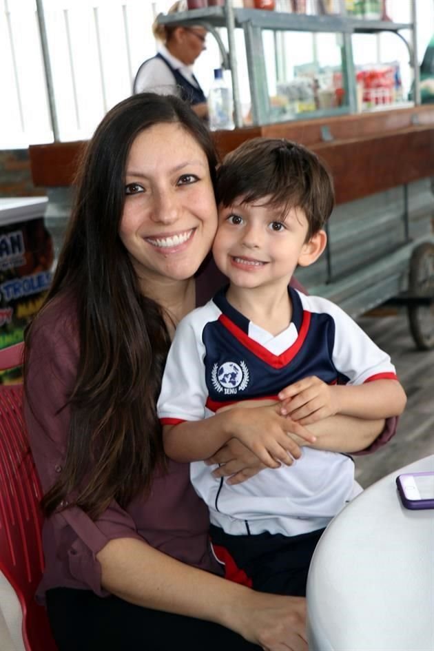 Alma Moreno y Patricio Elizondo