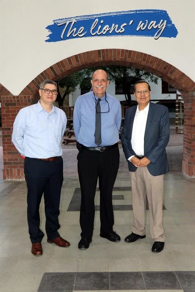 Luis Macedo Noriega, Jesús Amaya Guerra y Enrique Ramos