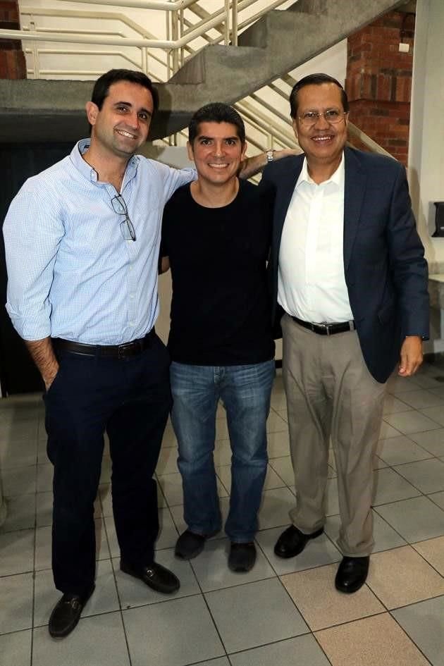 Juan García, Víctor Santillana y Enrique Ramos