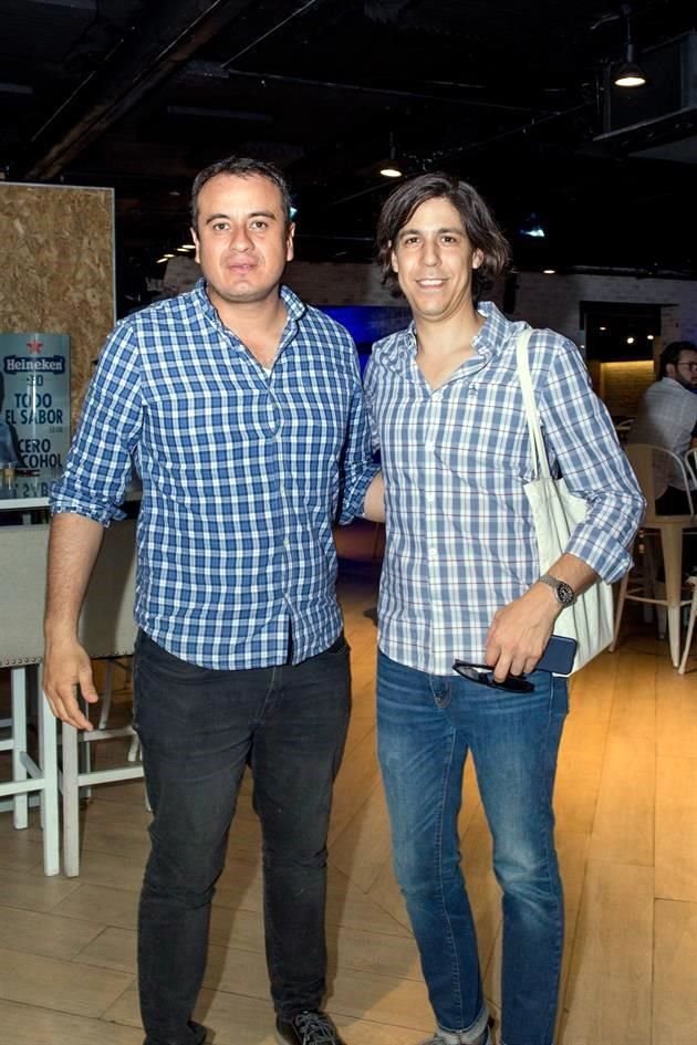 Arturo Salas y Juan Pablo Escobedo
