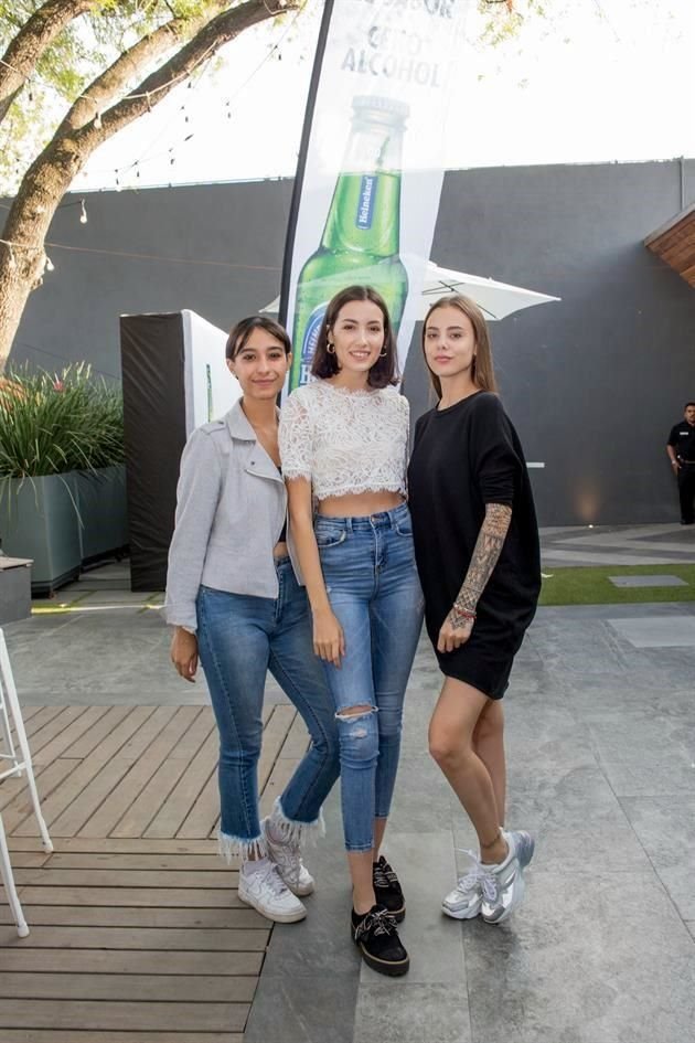 Barbara Gonzalez, Maria Jose de la Garza, Mar Lopez