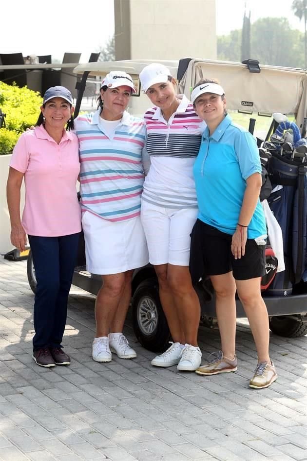 Verónica Cantú, Maricarmen Vega, Silvia Terrazas y Roberta Medina