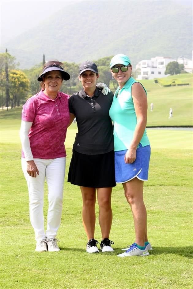 Lupita Jiménez de Vara, Marcela Santamaría y Nancy de González
