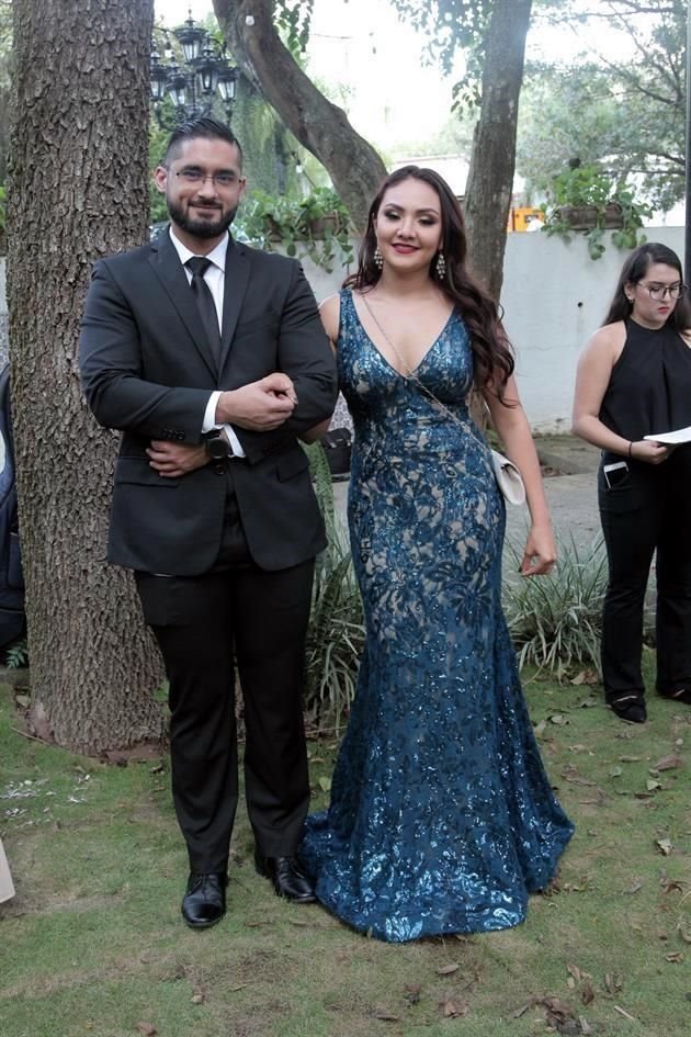 Manuel Martínez y Keren Monreal