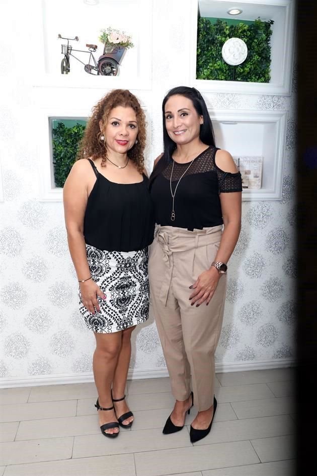 Mine Zúñiga y Malena Segovia