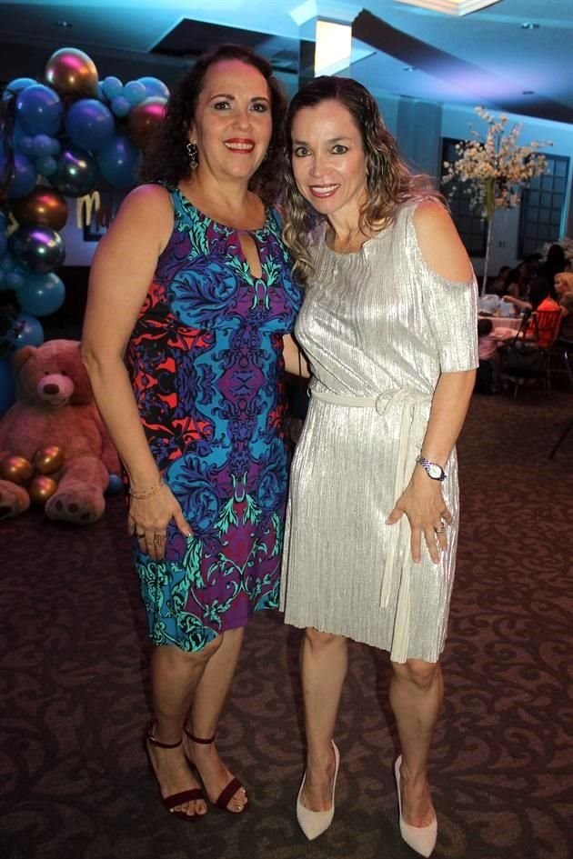 Sara Alicia González y Elvia Valenzuela