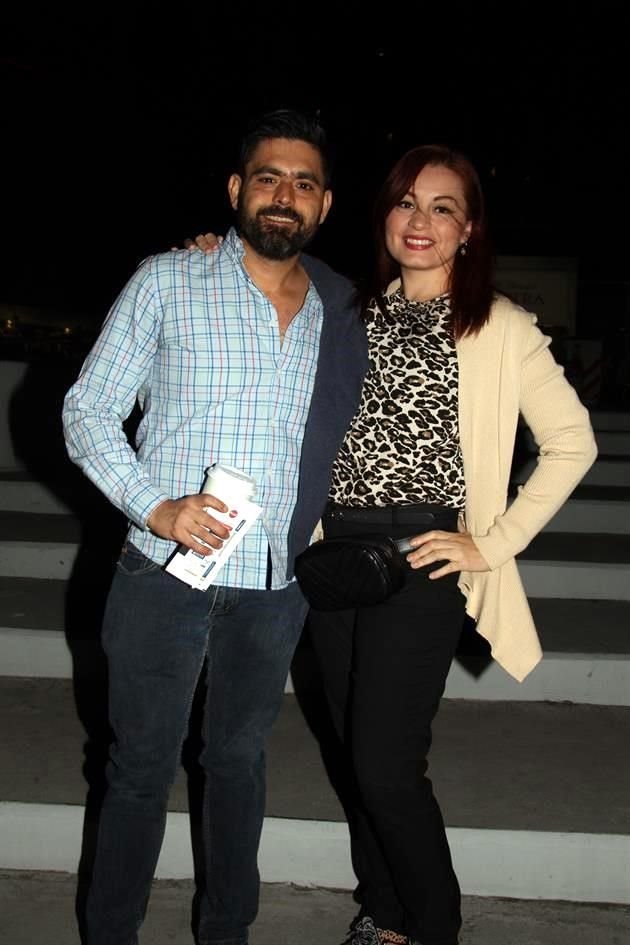Horacio Alvarado y Ruth Wade
