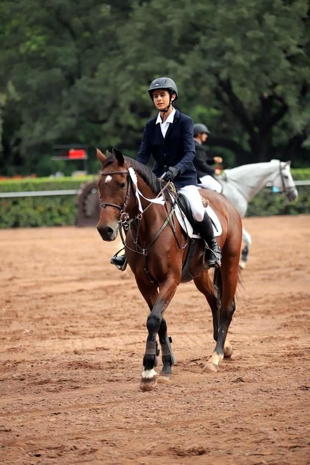 Maximiliano Guajardo y 'Malka' 2do. Lugar de la prueba Final Pre-Infantil, Jin. Debutantes y Libre 0.95