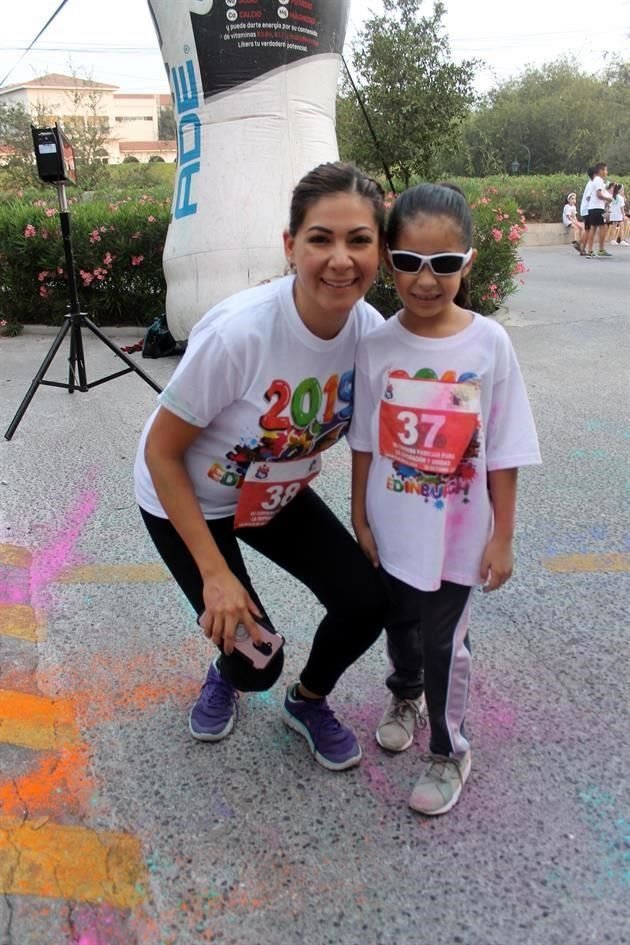 Elizabeth Cortés y Clara Hernández
