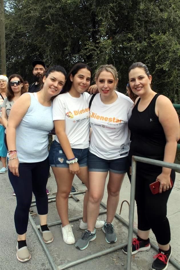 Rocío Cantú, Ana Lucía Ramírez, Mariana Tello y Sara Ayala