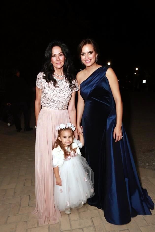 Isabel Rico, Camila Garza Rico y Rebeca Rico de Garza