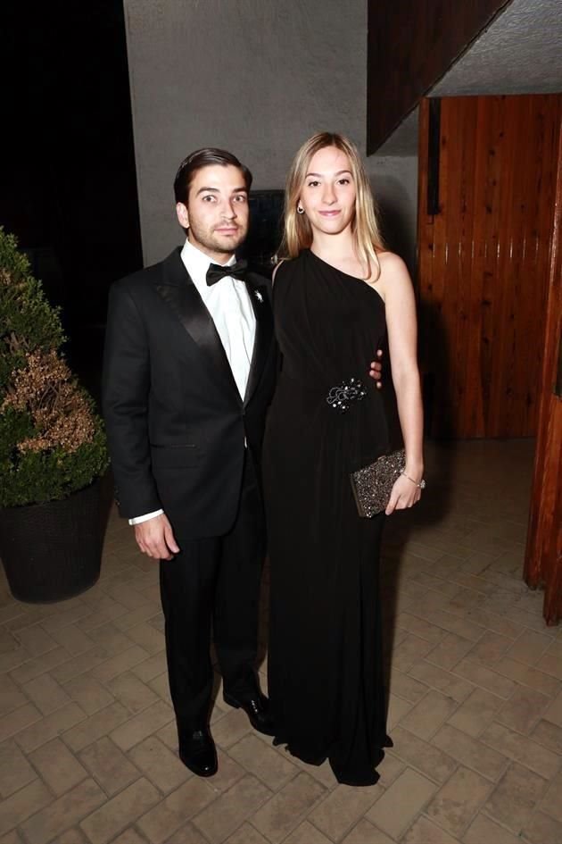 Sergio Garza y Valeria Vázquez