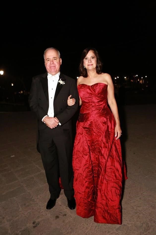 Jorge Garza Milling y María Esthela Ramón de Garza