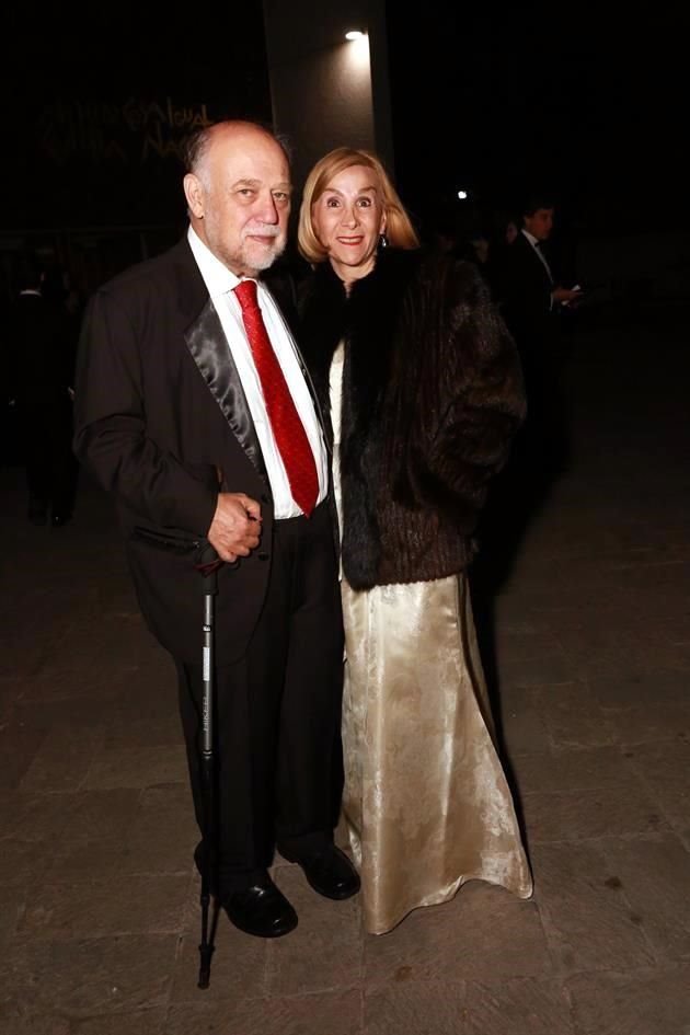 Bernardo Hinojosa y Themis Elizondo de Hinojosa