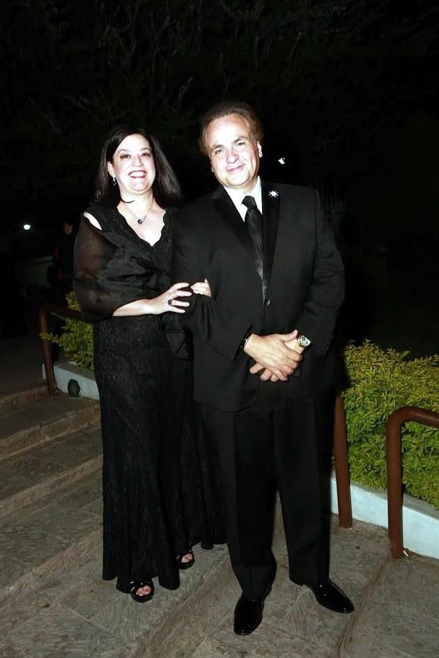 Genoveva Chapa de Zubieta y Landa y Jorge Zubieta y Landa