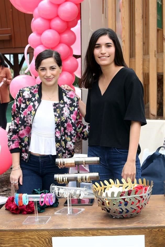 Ana Pau García y Leny Uribe